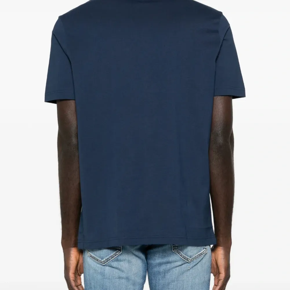 Футболка с графическим принтом