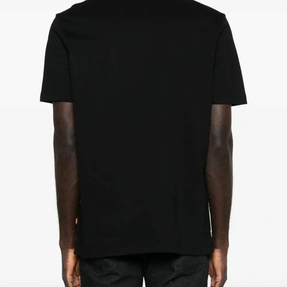 Футболка с графическим принтом