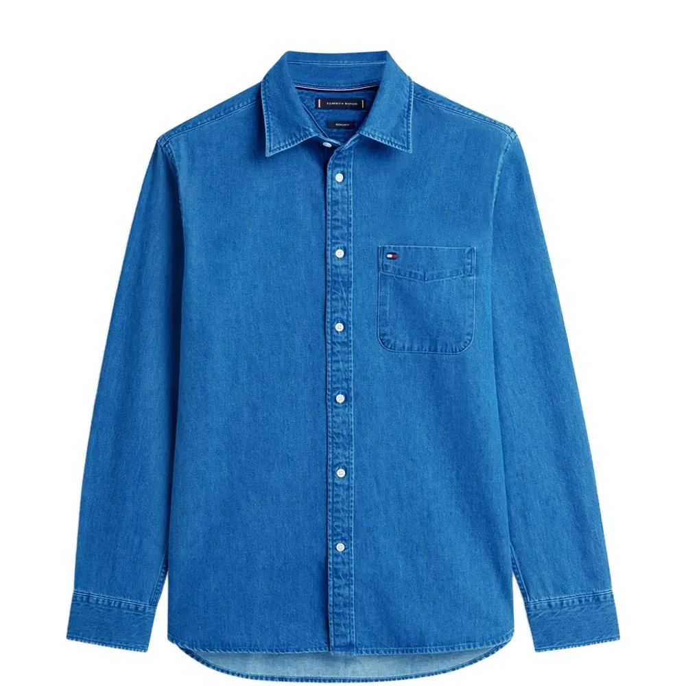 Рубашка с нагрудным карманом и длинными рукавами