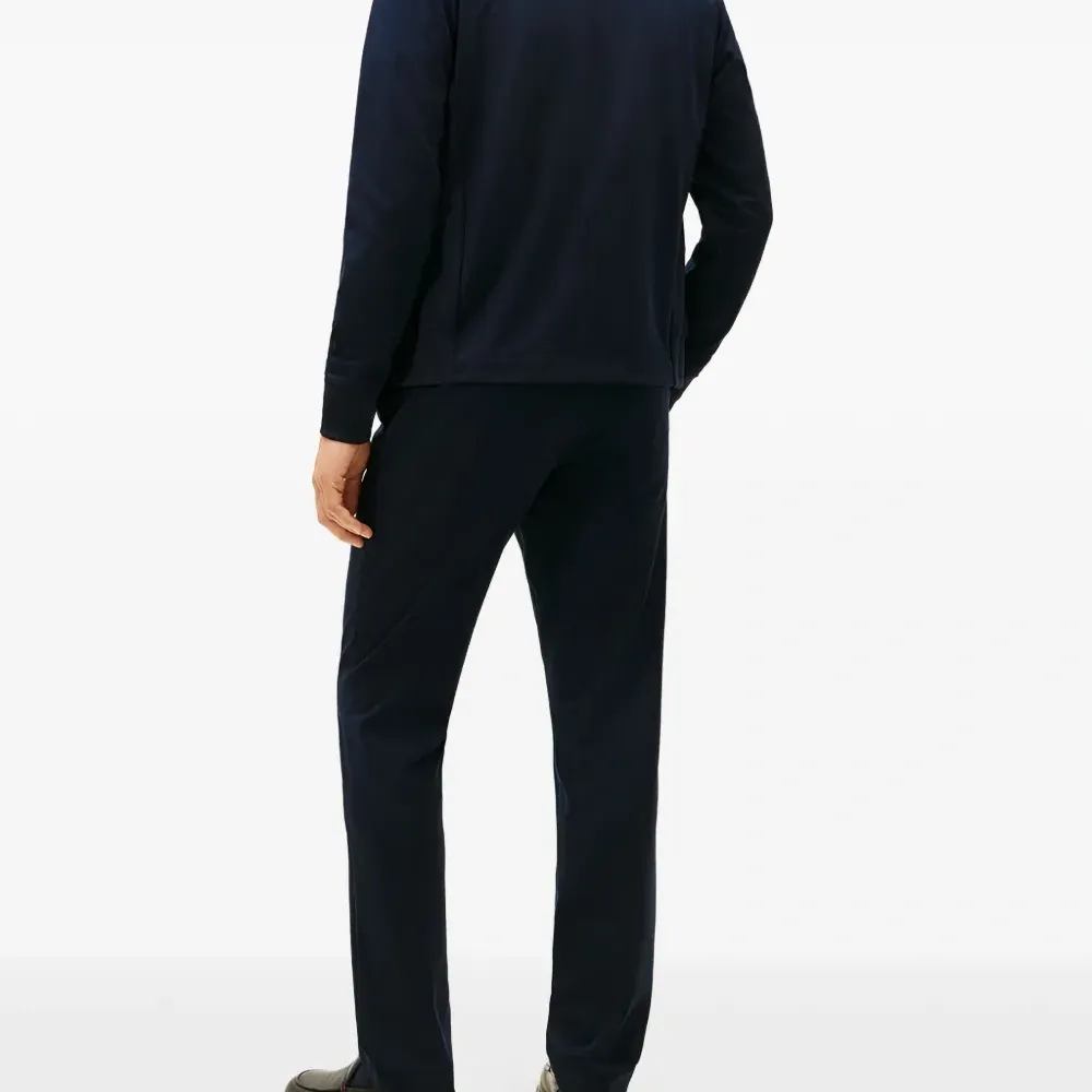 Куртка на молнии