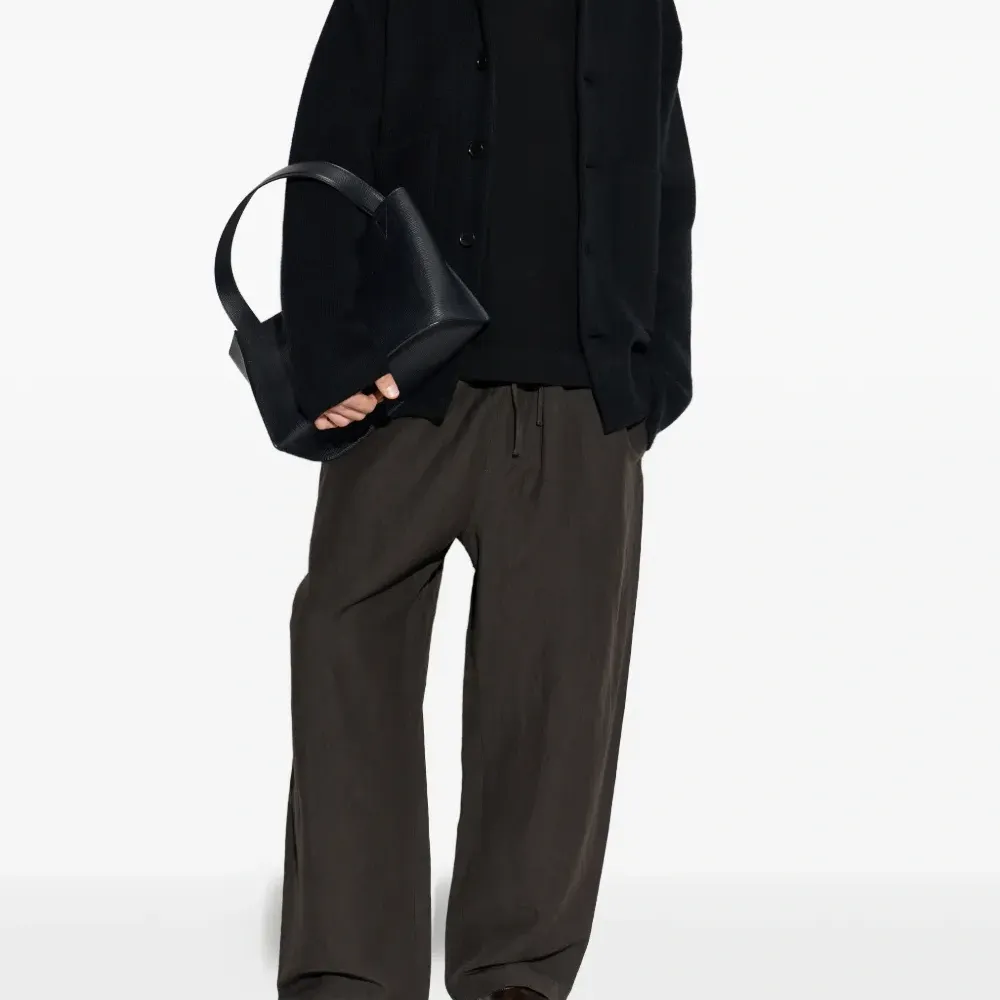 Джемпер с круглым вырезом и длинными рукавами Nina Джемпер с круглым вырезом и длинными рукавами Nina