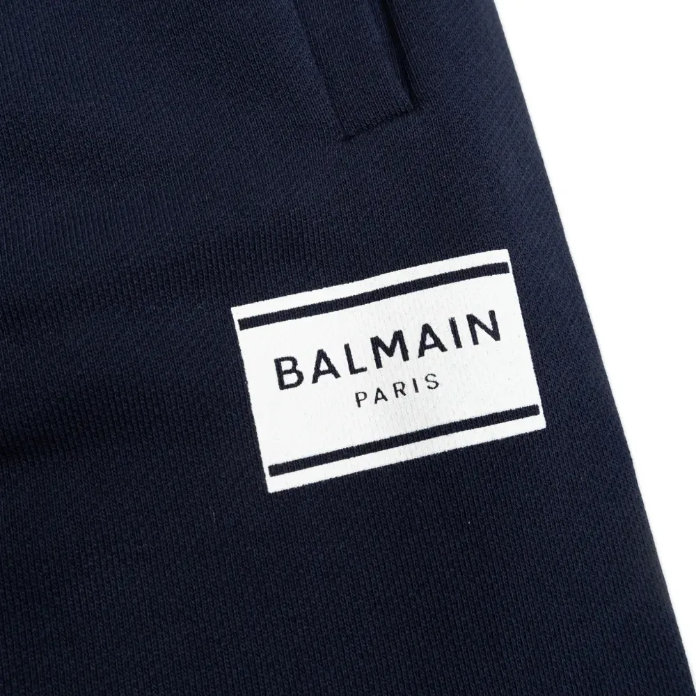 Брюки с нашивками