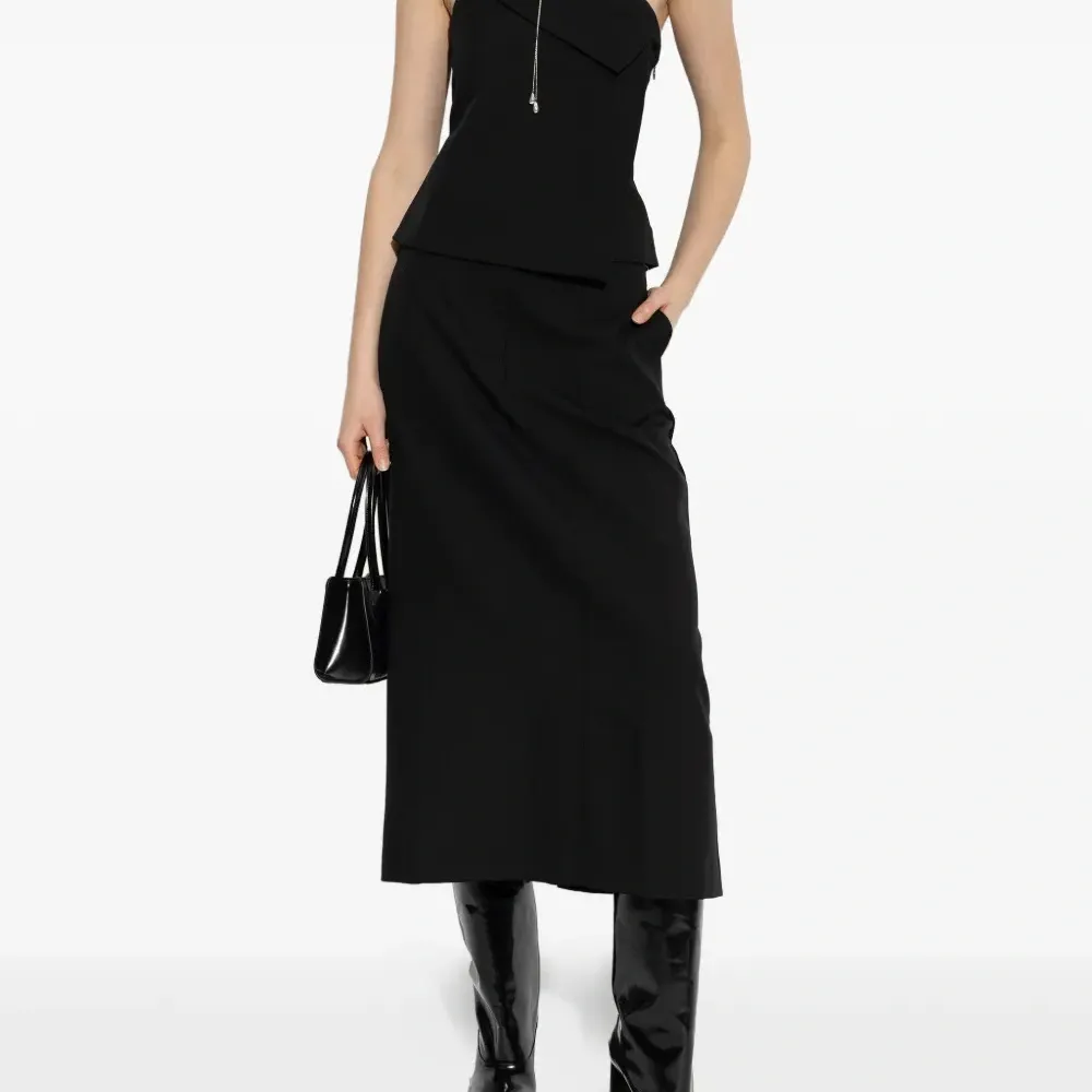 Бесшовный асимметричный топ Noelia