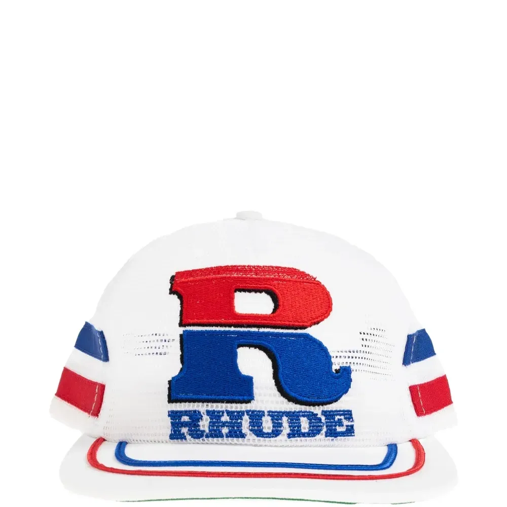 Бейсболка из сетчатой ткани с вышитым логотипом