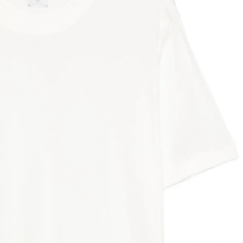 Футболка с круглым вырезом