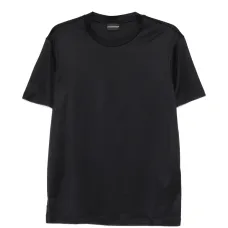 Футболка с круглым вырезом