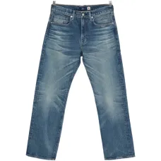 Джинсы с нашивкой-логотипом Джинсы с нашивкой-логотипом