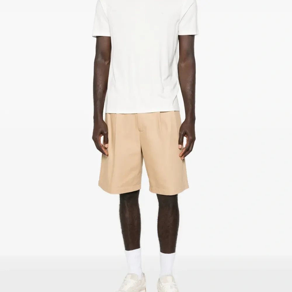 Футболка с логотипом