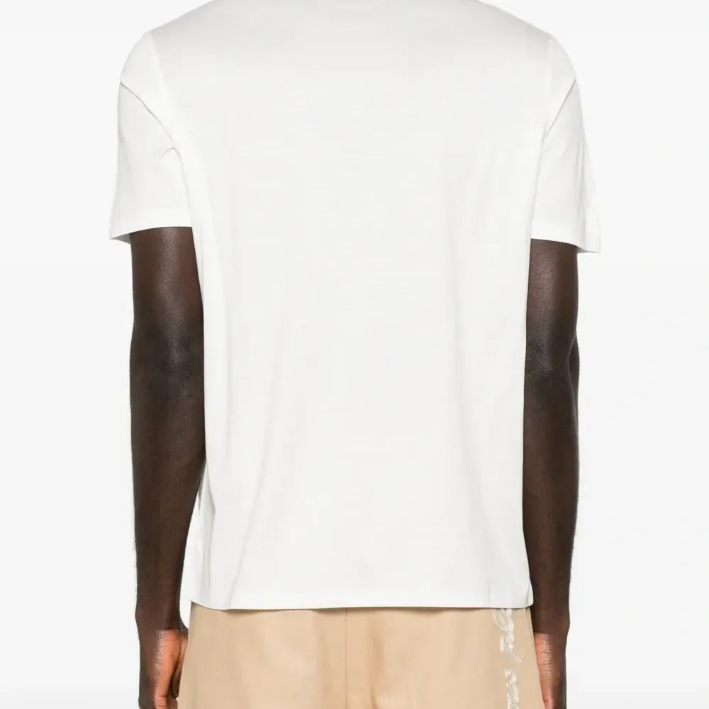 Футболка с логотипом