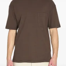 Трикотажная футболка с круглым вырезом и накладным карманом