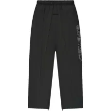 Свободные спортивные брюки