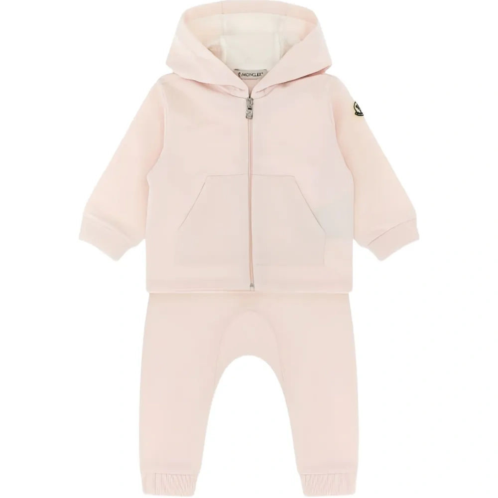 Спортивный костюм с капюшоном