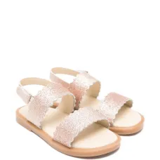 Блестящие кожаные босоножки с фигурным краем