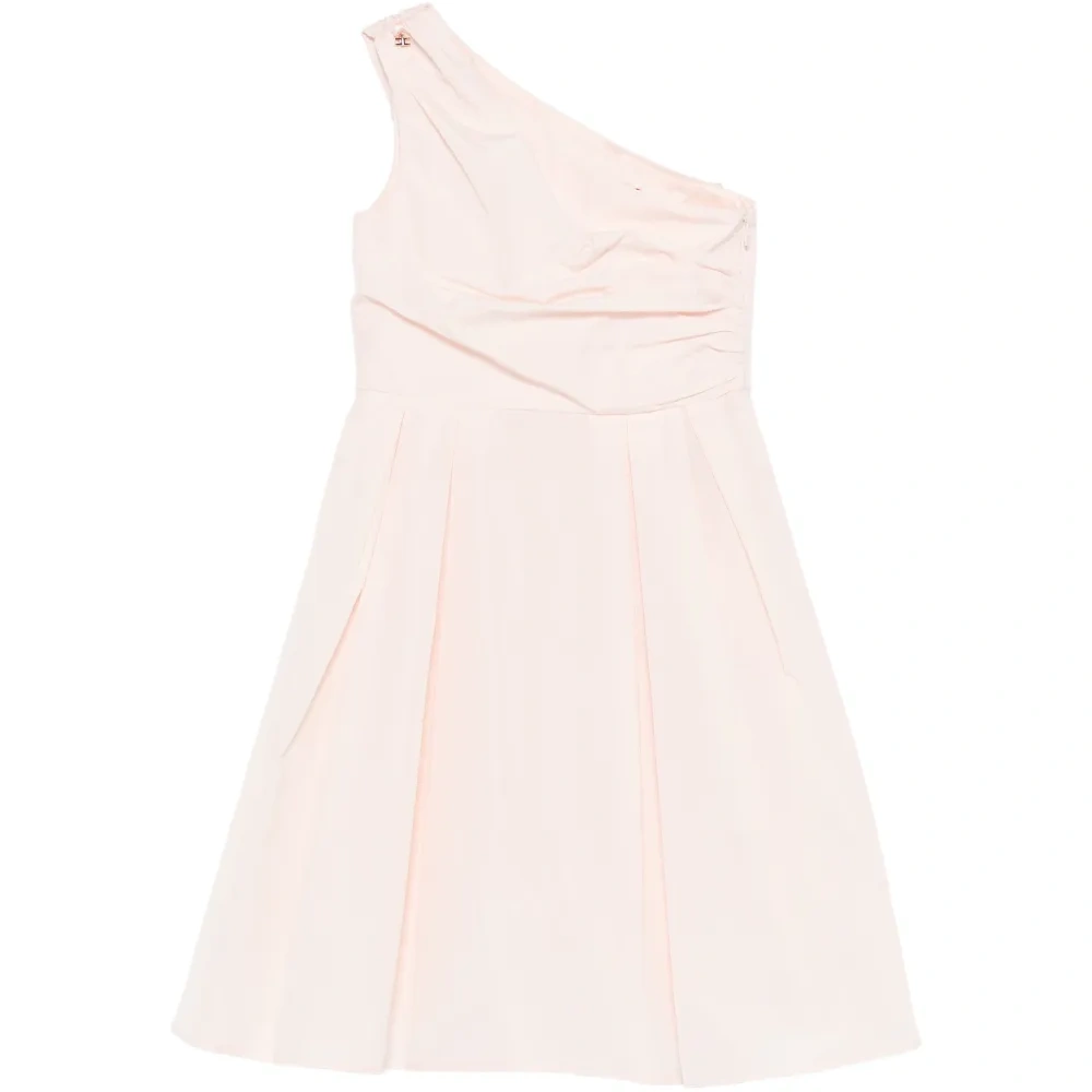 Платье на одно плечо