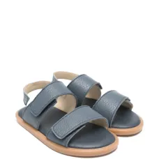 Босоножки с ремешками Босоножки с ремешками