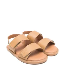 Босоножки с ремешками Босоножки с ремешками