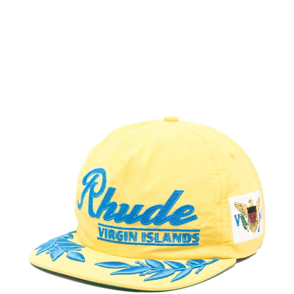 Вышитая кепка