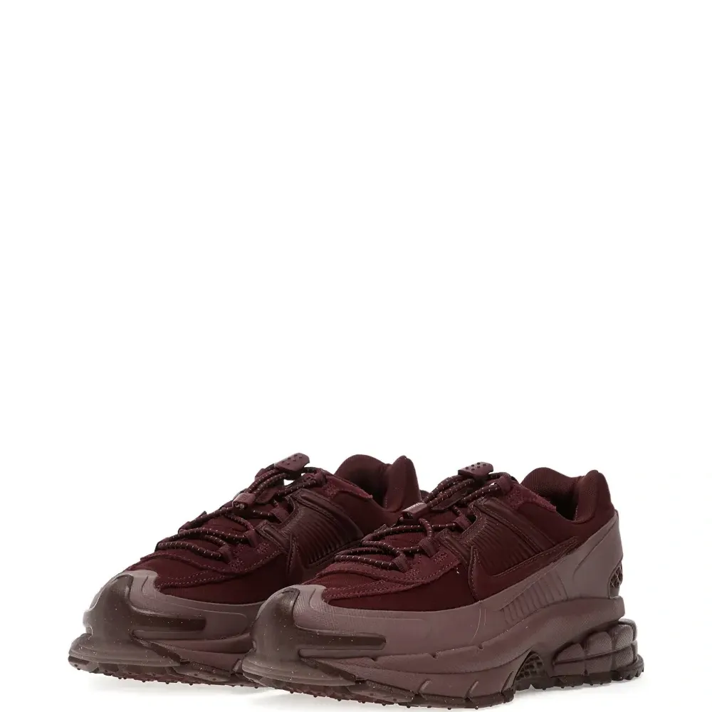 Кроссовки Zoom Vomero Roam