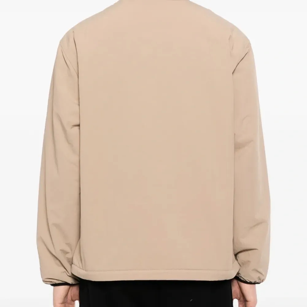 Куртка на молнии