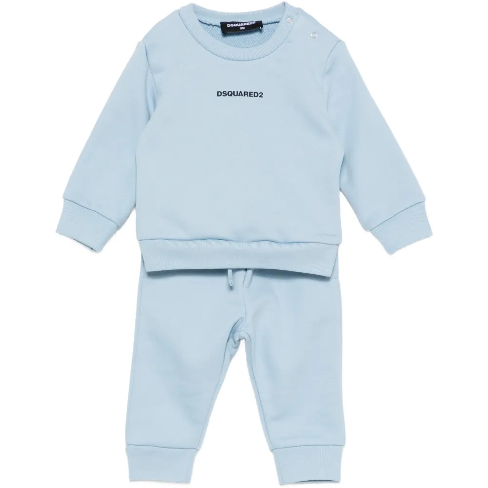 Костюм-тройка с логотипом Костюм-тройка с логотипом