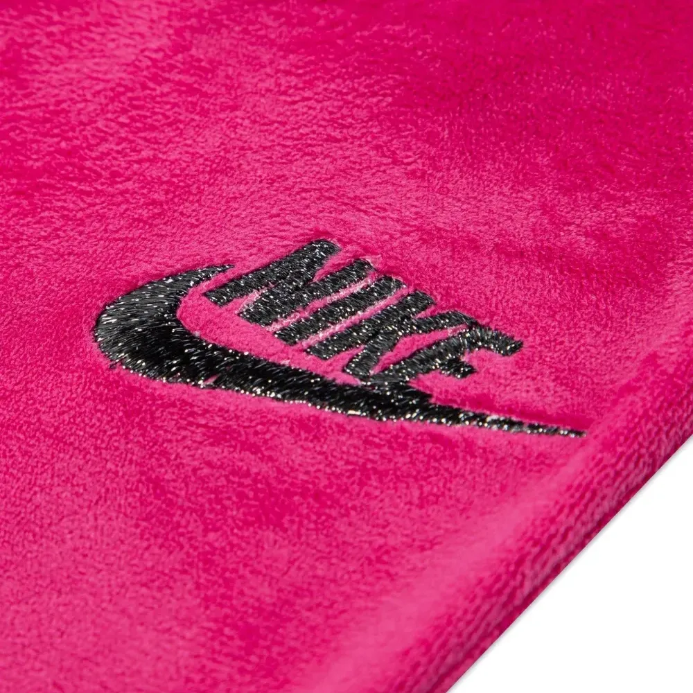 Спортивный костюм с логотипом