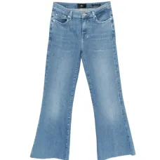 Укороченные расклешенные джинсы