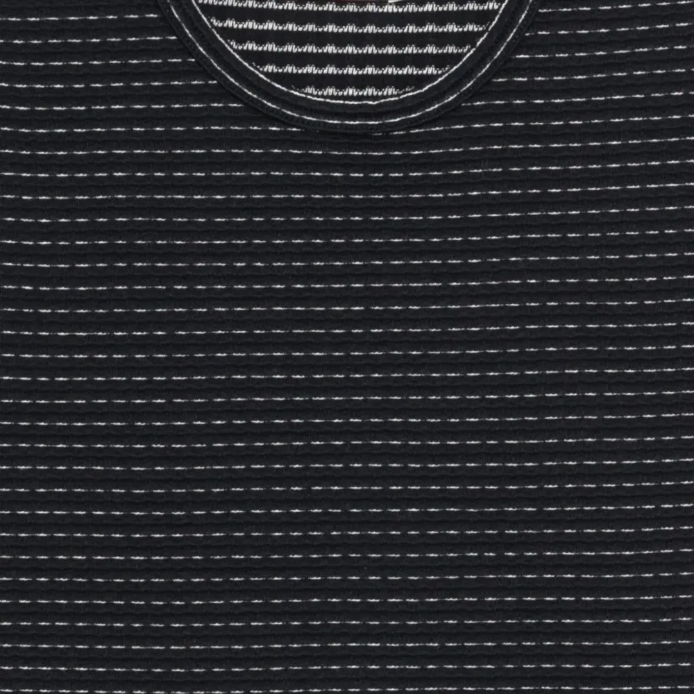 Полосатая футболка