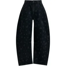 Джинсы свободного кроя с цветочным принтом и перекрученной штаниной