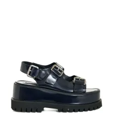 Босоножки на платформе с пряжкой