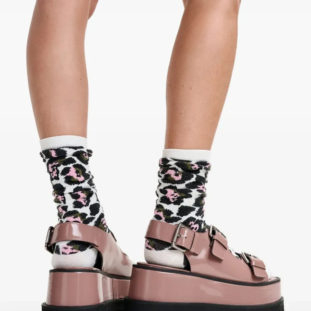 Босоножки на платформе с пряжкой