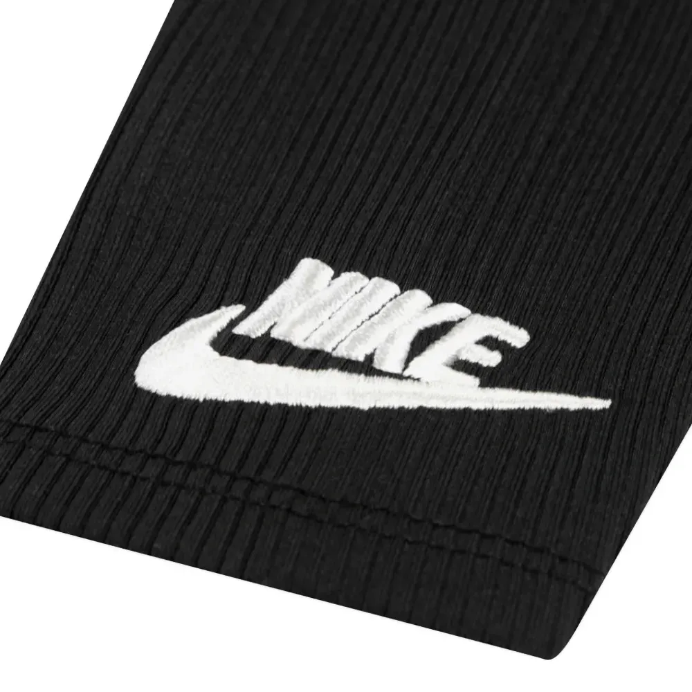 Костюм с принтом-логотипом