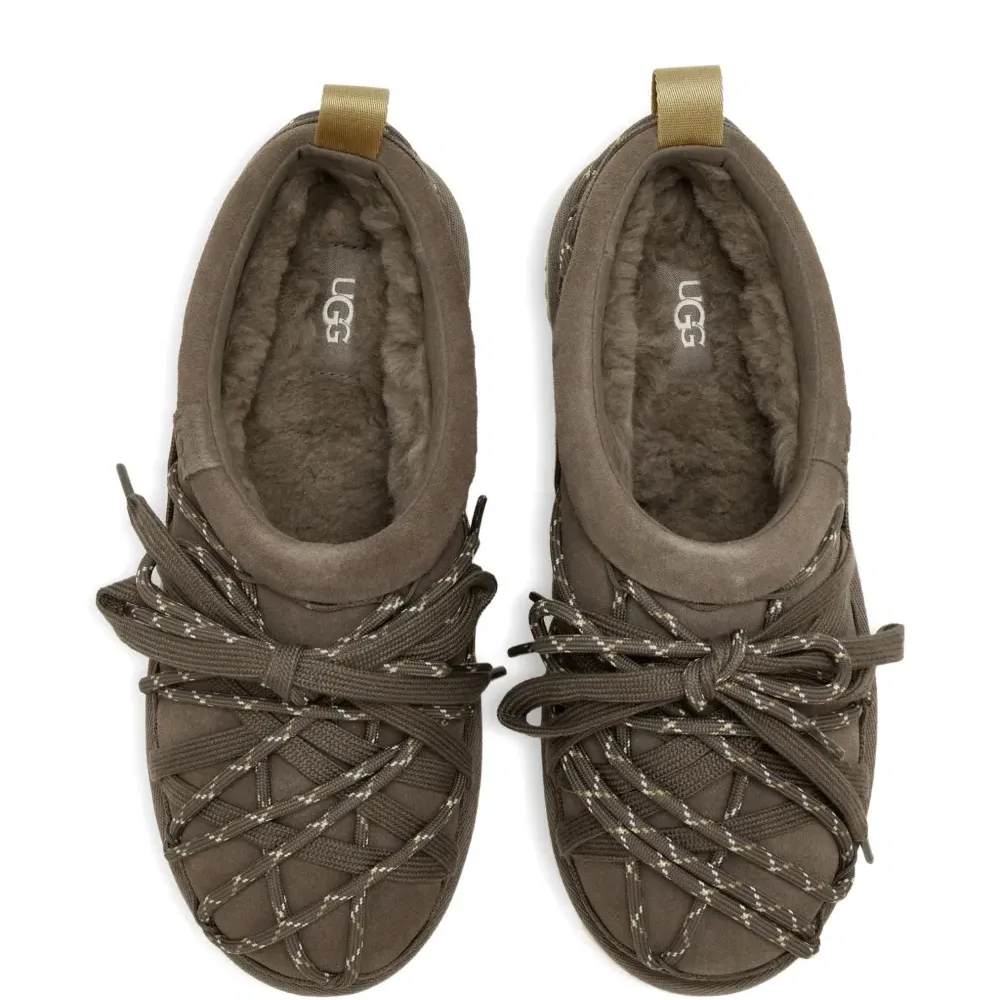 Плетёные босоножки на шнуровке