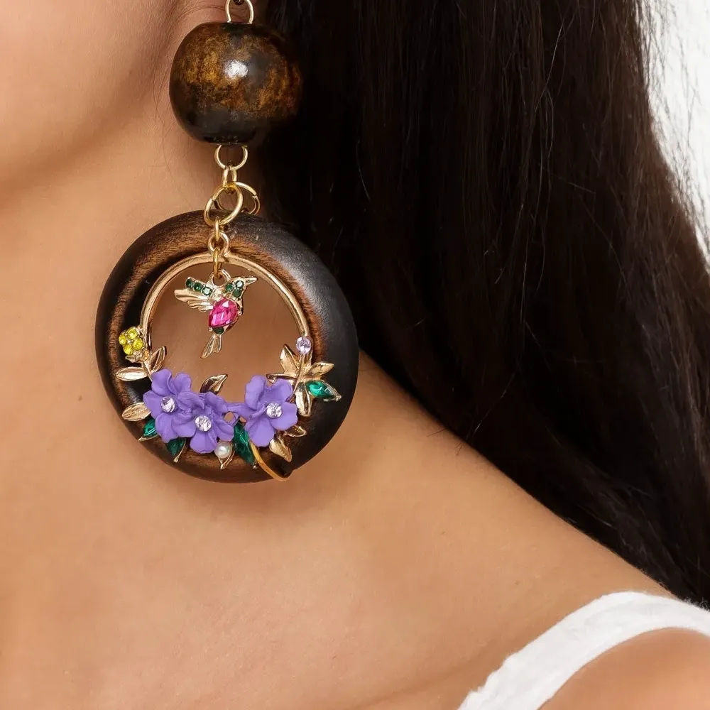 Серьги-подвески с цветочным декором