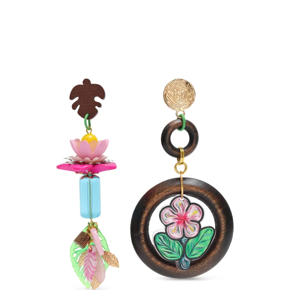 Серьги с цветочным мотивом