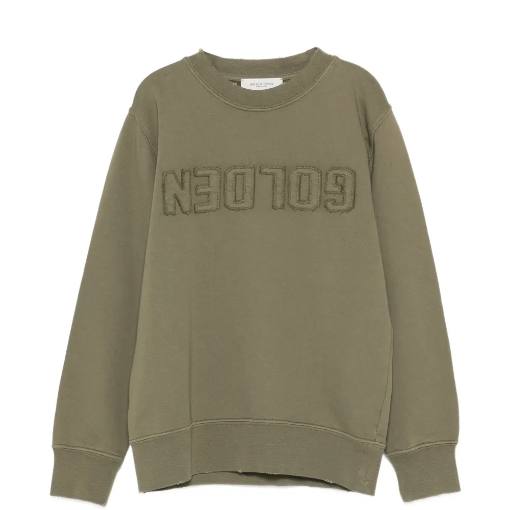 Свитшот с нашивкой-логотипом