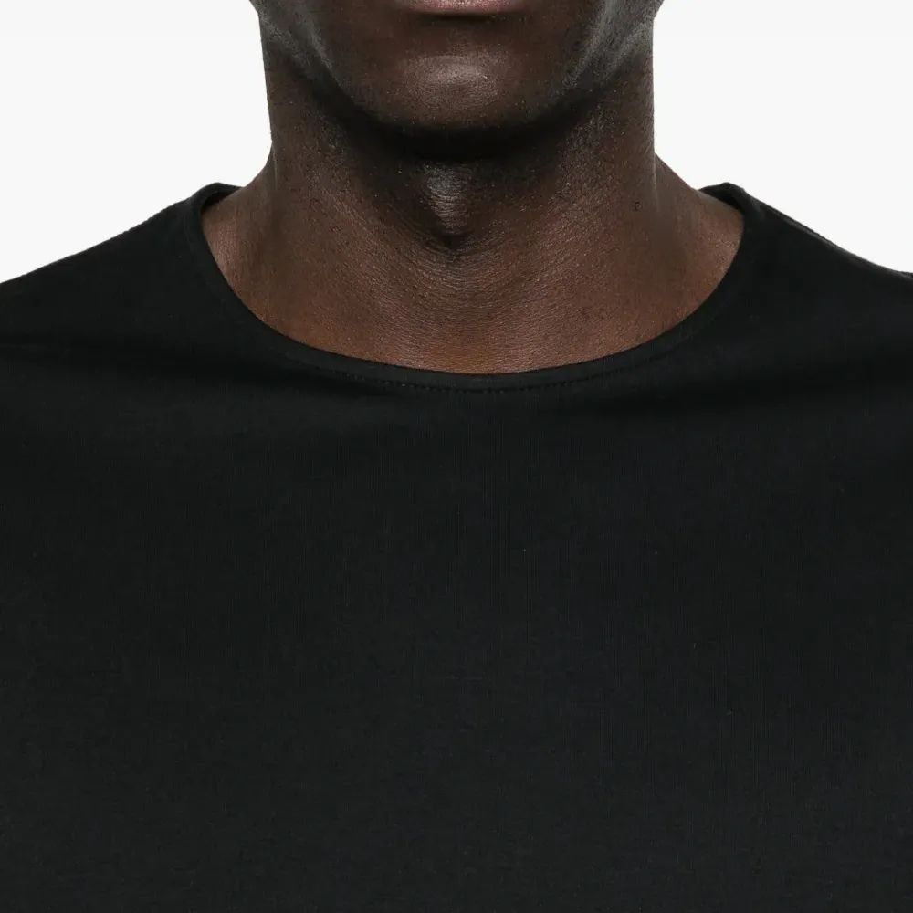 Футболка с длинными рукавами