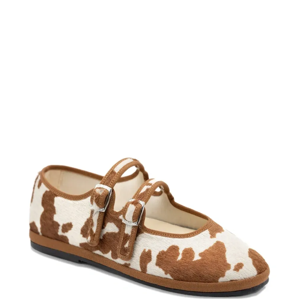 Балетки Мэри Джейн с двумя ремешками и коровьим принтом Балетки Мэри Джейн с двумя ремешками и коровьим принтом