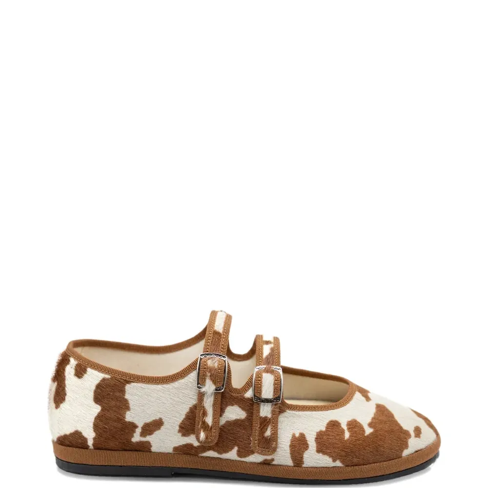 Балетки Мэри Джейн с двумя ремешками и коровьим принтом Балетки Мэри Джейн с двумя ремешками и коровьим принтом