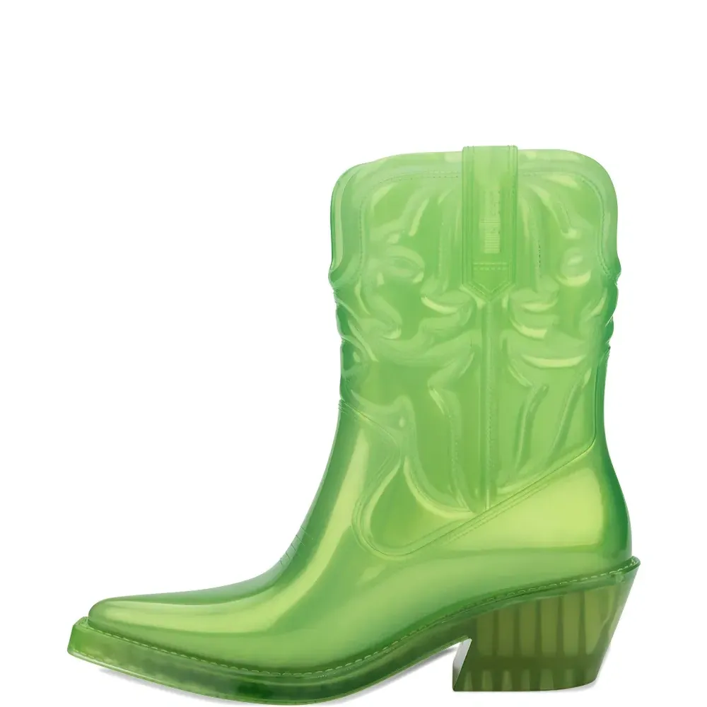 Ковбойские сапоги с заострённым носком