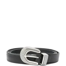 Ремень с пряжкой