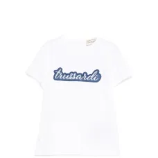 Футболка с вышивкой