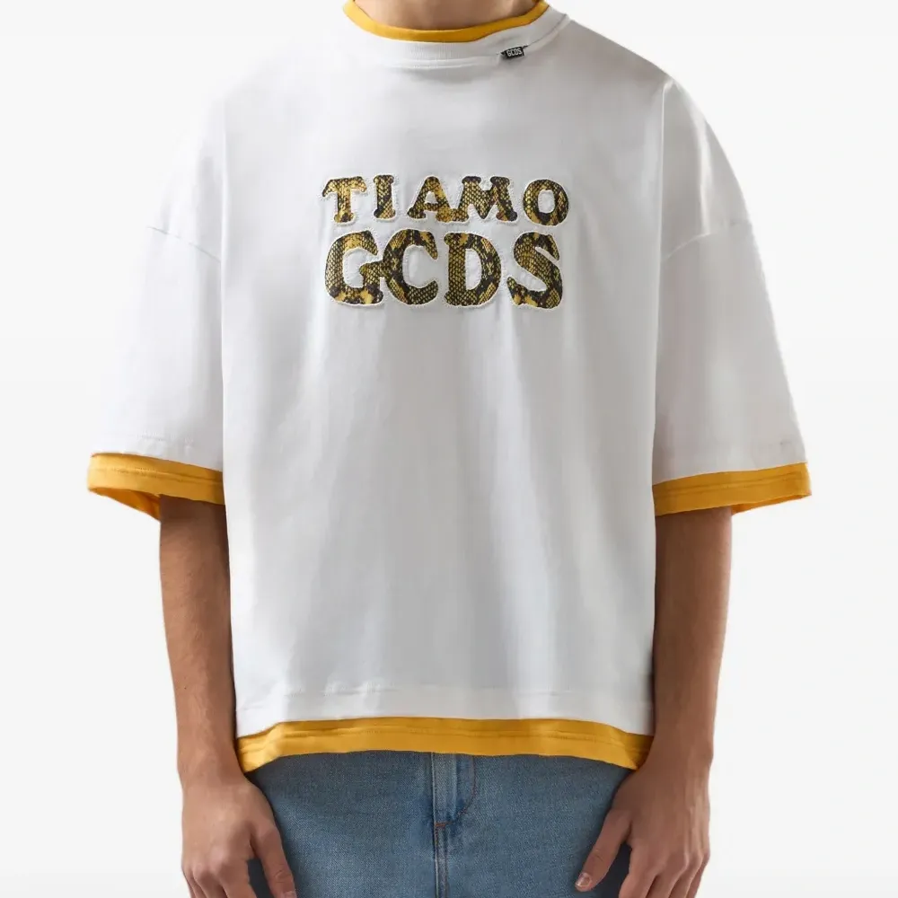 Футболка с графичным принтом