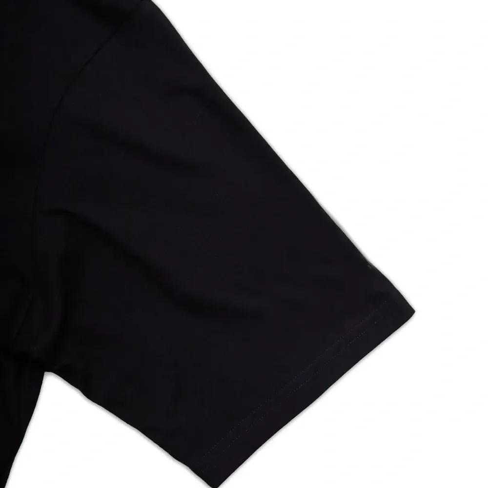 Футболка с цветочным мотивом