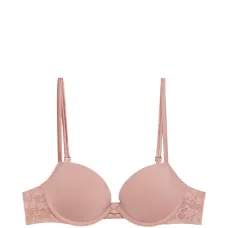 Полумягкий бюстгальтер с формованными чашками и кружевом