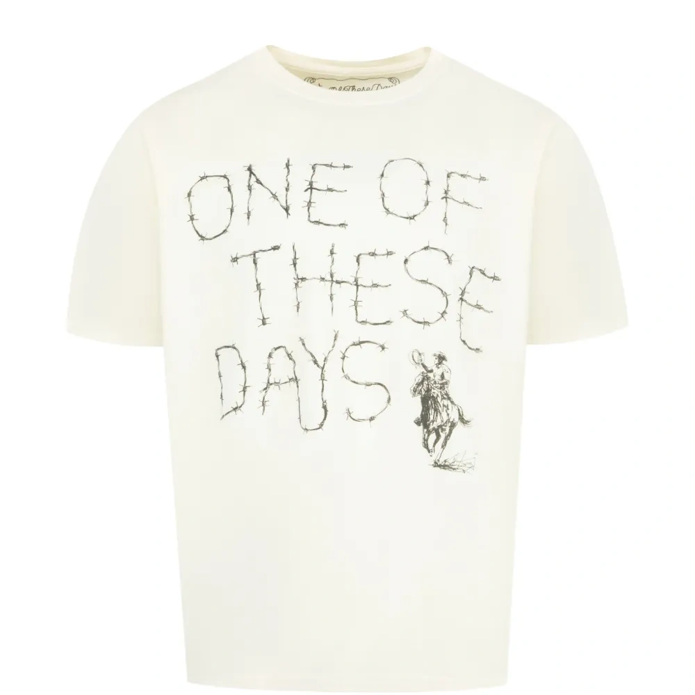 Футболка с принтом "колючая проволока"