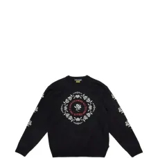 Свитер с цветочной вышивкой