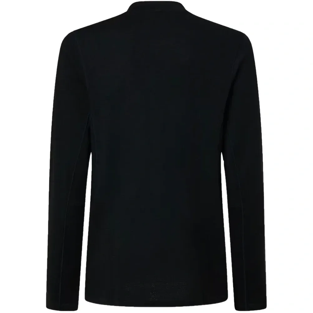 Топ с длинными рукавами