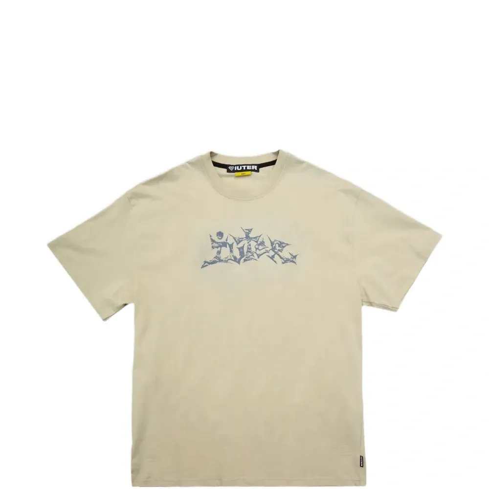 Больше футболок с графическим принтом