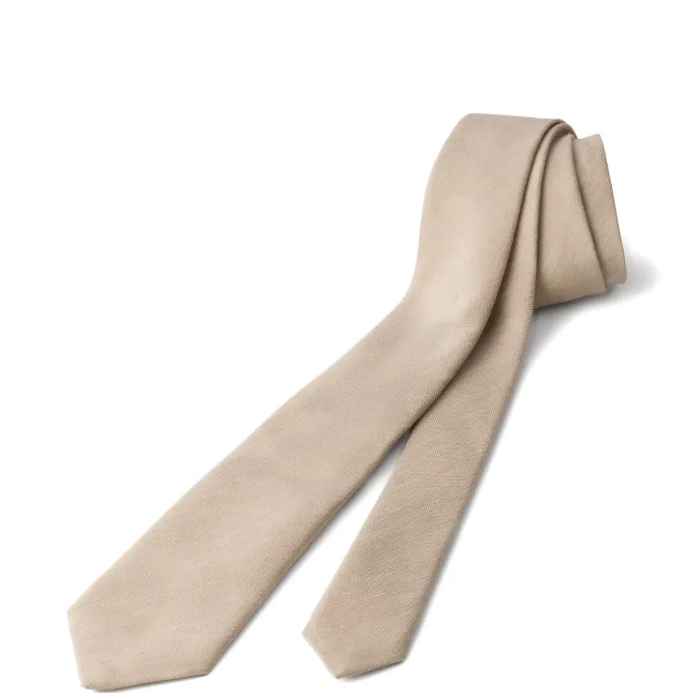 Галстук с заострённым концом