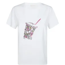 Футболка, украшенная стразами